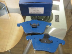 GARAGE BLUE オリジナルブレーキパッド